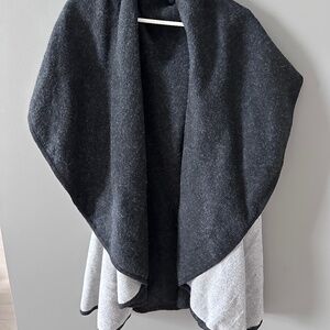 Anthropologie Cape/Vest